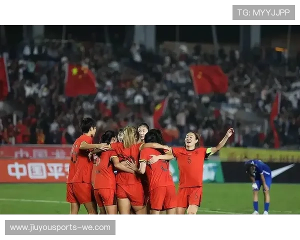 亚洲杯赛场精彩回顾与球队状态全面分析